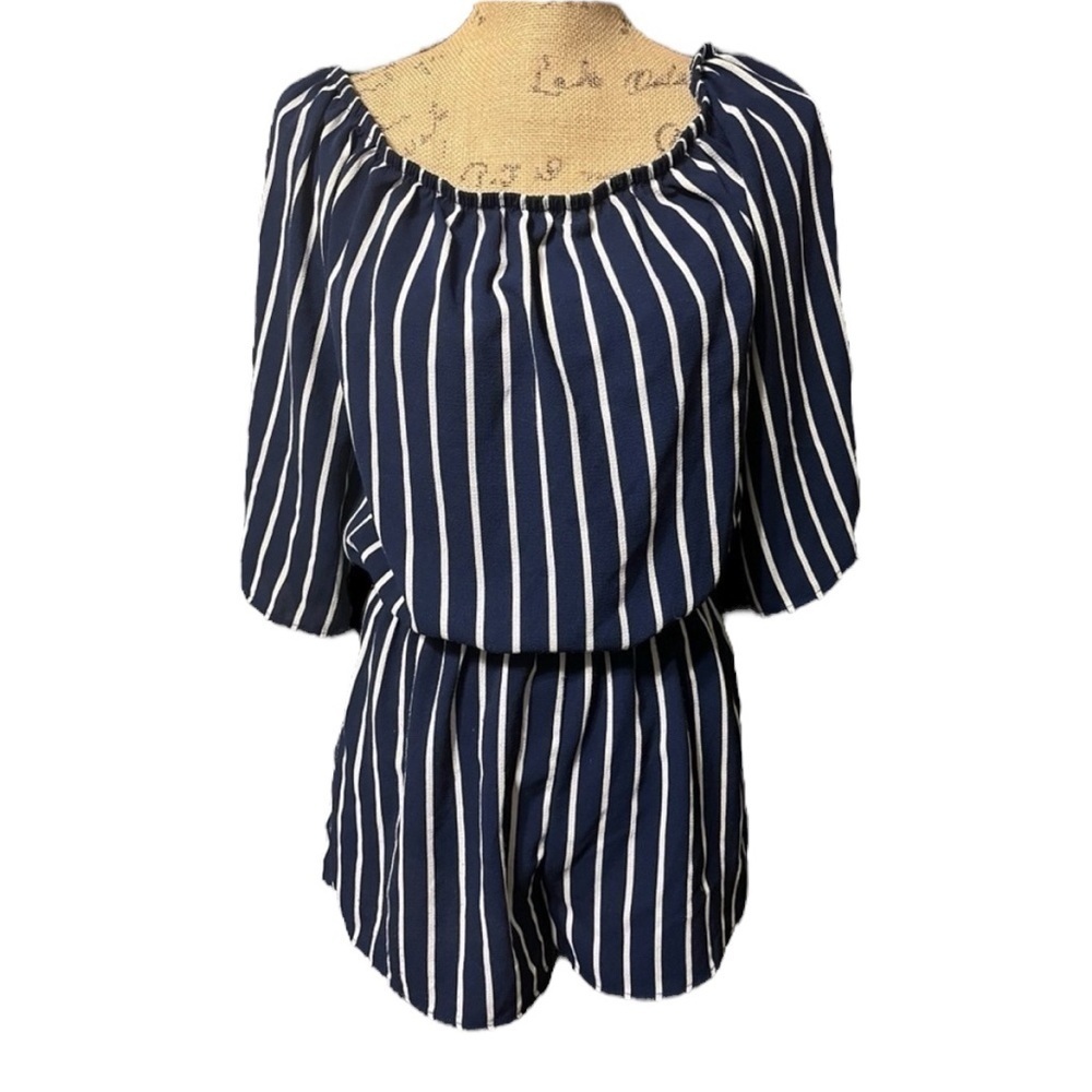 Navy and white striped jumper with statement sleeves. EUC